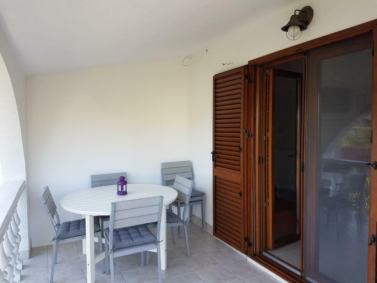 Apartments Vila Leona Pirovac Luaran gambar